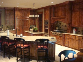 Custom Kitchen Cabinets